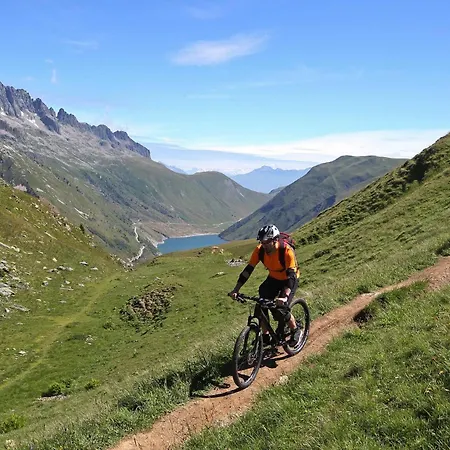 6 Personnes, Vue, Domaine Alpes D'huez Apartment